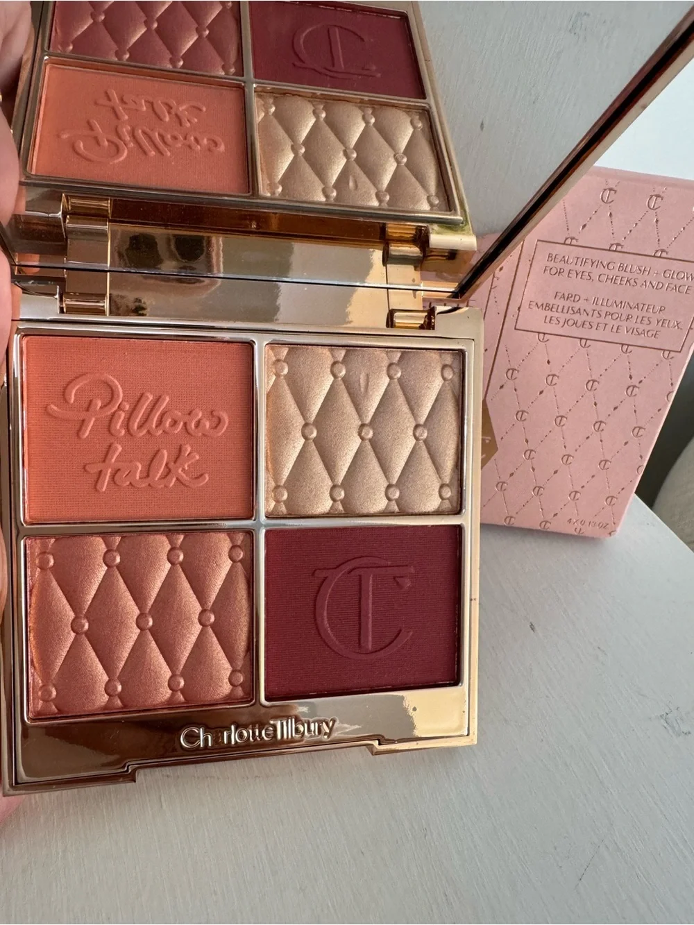 Charlotte Tilbury Pillow Talk Glow Palette - FOR EYES,CHEEKS AND FACE
